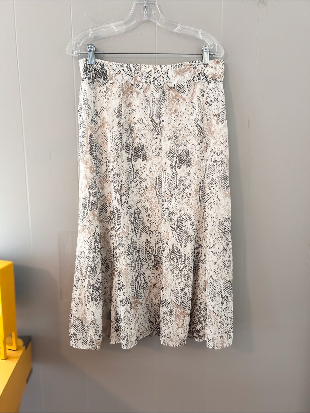 Chico's Metallic Snakeskin Print Lined Midi Skirt Size 1.5 or 10